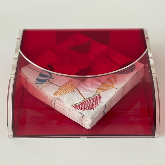 Italian designer Guzzini napkin holder in red. - Picture 3 of 4